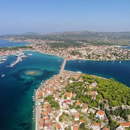 Apartamento By The Sea Rogoznica - 1090 *