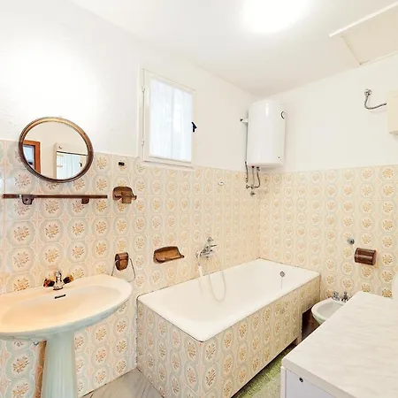 Apartamento By The Sea Rogoznica - 1090